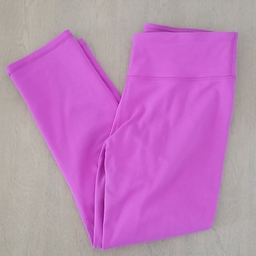 Fabletics Salar Crop Purple